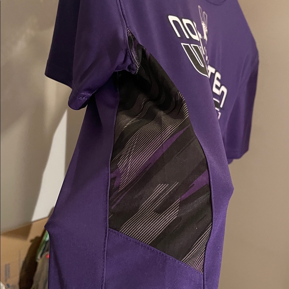 Northwestern Wildcats Jersey Knit by Colosseum - Youth 20 (women’s medium) - Picture 6 of 9